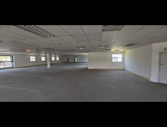 BUSINESS PROPERTY TO RENT IN HALFWAY GARDENS